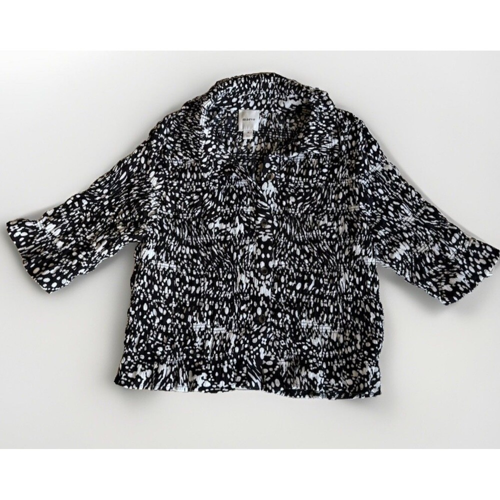 Anthropologie Maeve Smocked Cropped Short Sleeve Top Size M Artsy Black Abstract